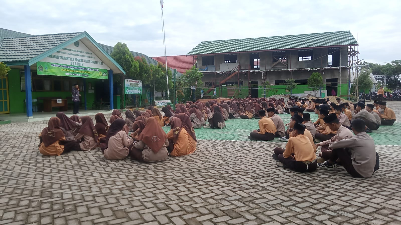    MTsN 3 HSU Laksanakan Tausiyah Ramadhan