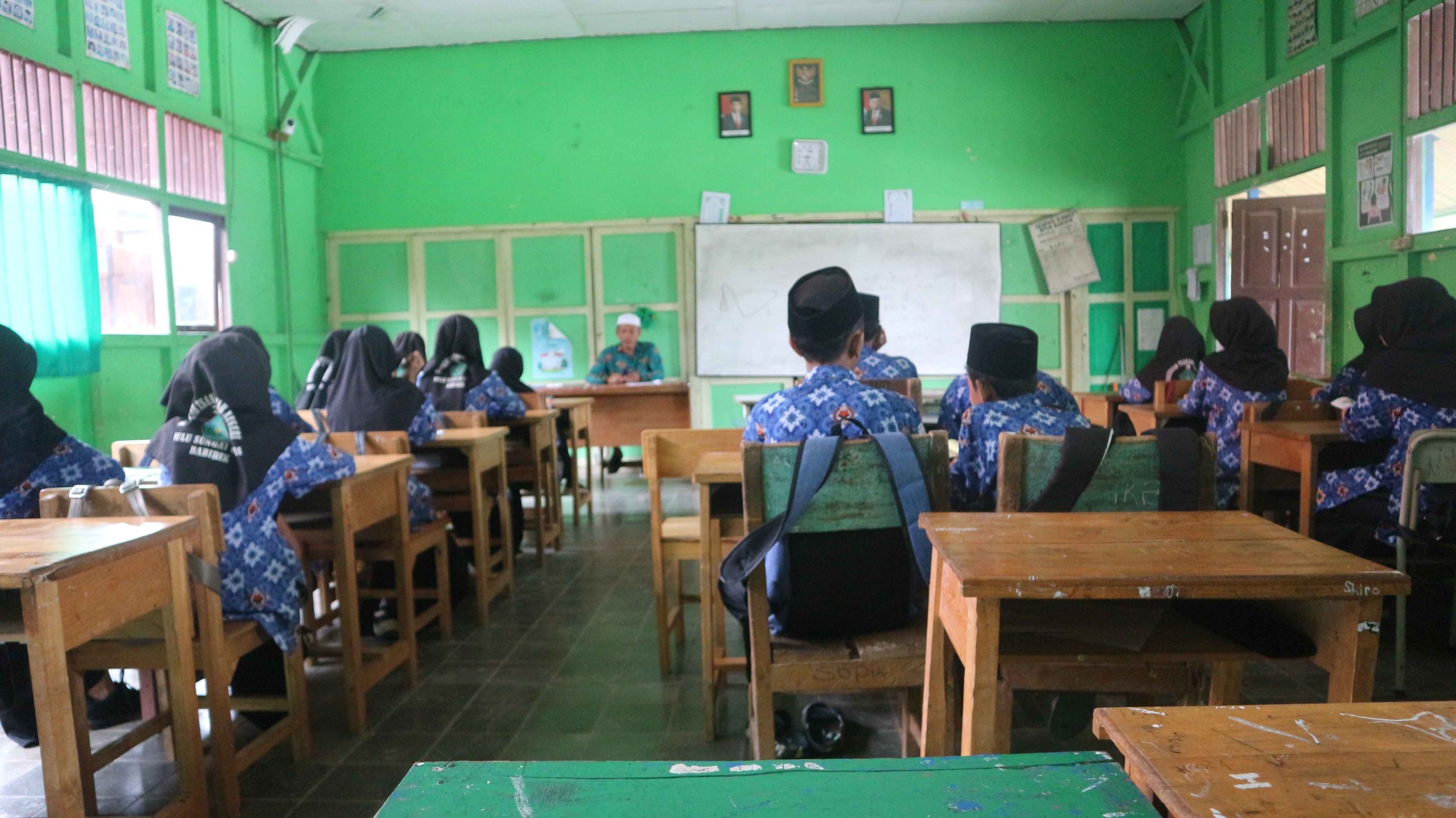 Siswa-Siswi MTsN 3 HSU menjalani pembelajaran di Bulan Suci Ramadhan Siswa-Siswi MTsN 3 HSU menjalani pembelajaran di Bulan Suci Ramadhan