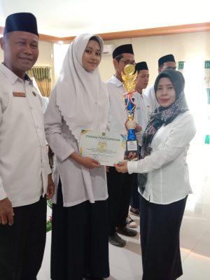 Siti Aisyah dari MTSN 3 HSU Raih Juara 1 Matematika KSM Kabupaten/Kota dan Lolos ke Tingkat Provinsi