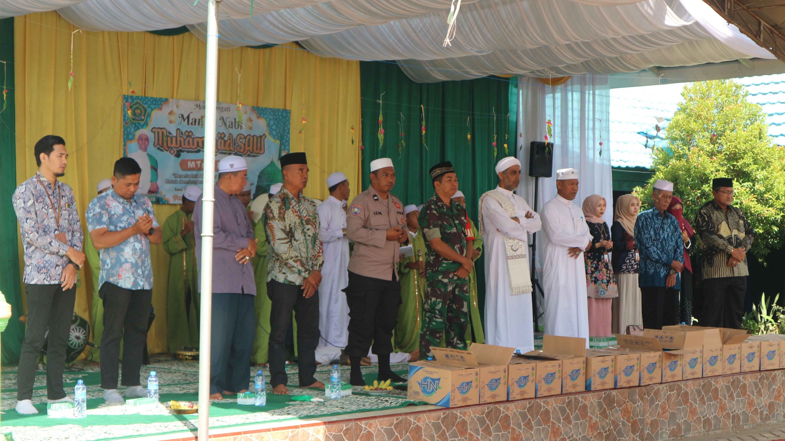 MTsN 3 HSU Gelar Peringatan Maulid Nabi Muhammad SAW 1446 H MTsN 3 HSU Gelar Peringatan Maulid Nabi Muhammad SAW 1446 H