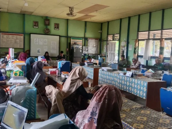 MTsN 3 HSU Gelar Rapat Persiapan Pembelajaran Ramadhan dan Ujian Madrasah MTsN 3 HSU Gelar Rapat Persiapan Pembelajaran Ramadhan dan Ujian Madrasah