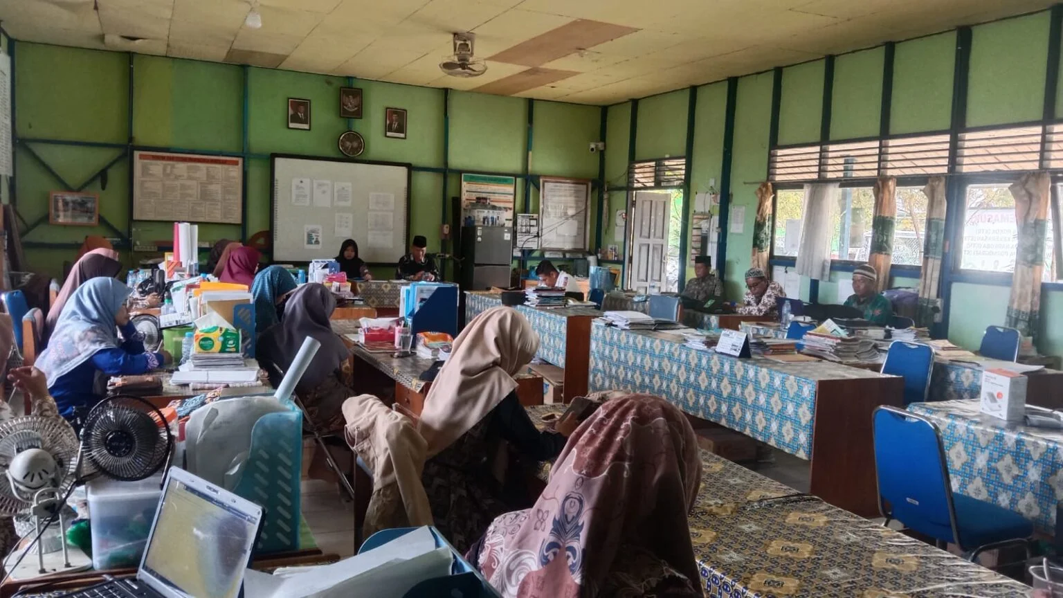 MTsN 3 HSU Gelar Rapat Persiapan Pembelajaran Ramadhan dan Ujian Madrasah
