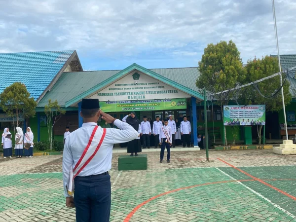 Pembina MTsN 3 HSU: Jauhi Pacaran, Raih Masa Depan Gemilang Pembina MTsN 3 HSU: Jauhi Pacaran, Raih Masa Depan Gemilang