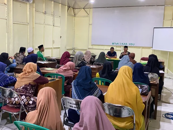 Jelang Akhir Tahun Ajaran, MTsN 3 HSU Matangkan Keputusan Kenaikan Kelas Jelang Akhir Tahun Ajaran, MTsN 3 HSU Matangkan Keputusan Kenaikan Kelas