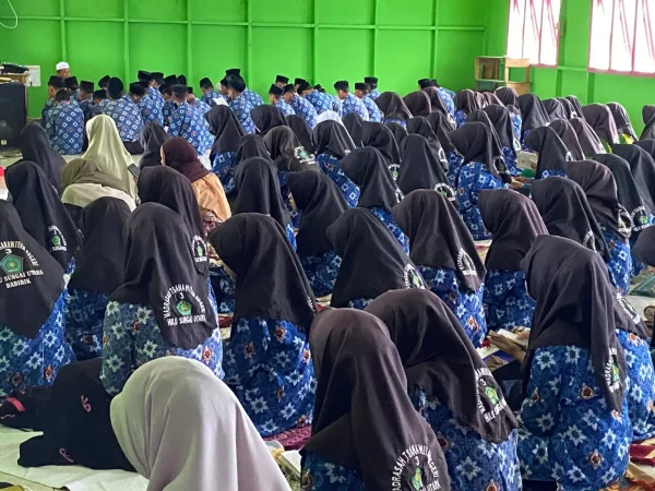Arba Mustamir, MTsN 3 HSU Baca Surah Yasin Bersama Arba Mustamir, MTsN 3 HSU Baca Surah Yasin Bersama